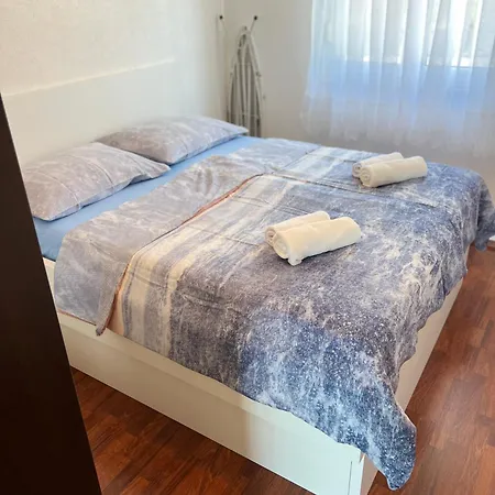 Mauro Apartman